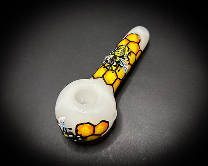 HoneyComb Bee Hand Pipe